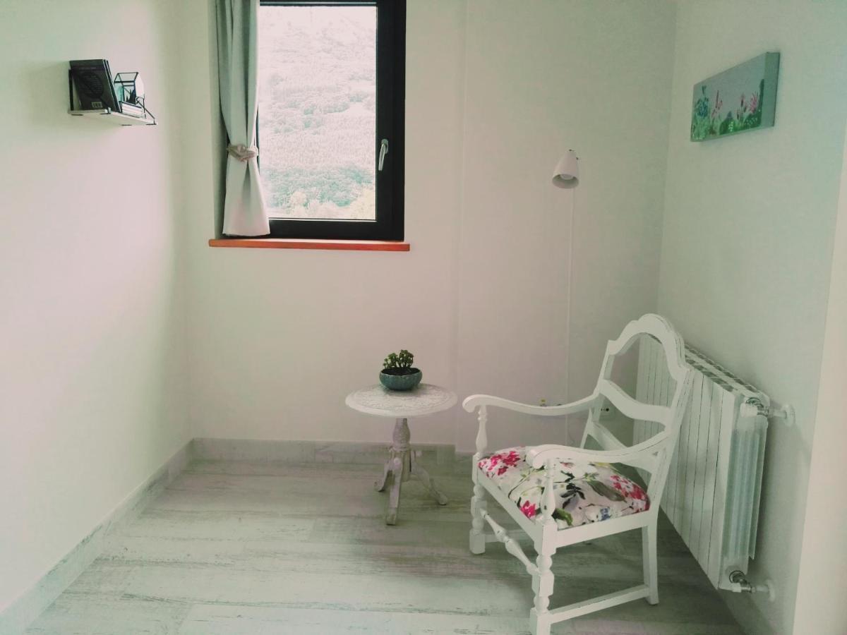 La Onda Villa Рамалес де ла Виктория Екстериор снимка